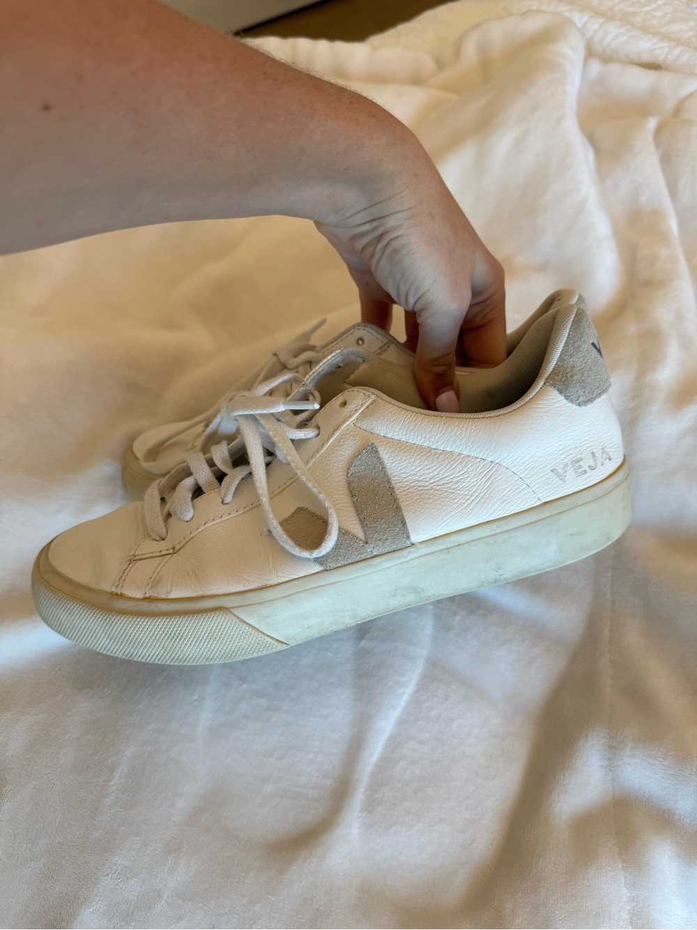 Neutral Vejas - Picture 5 of 8
